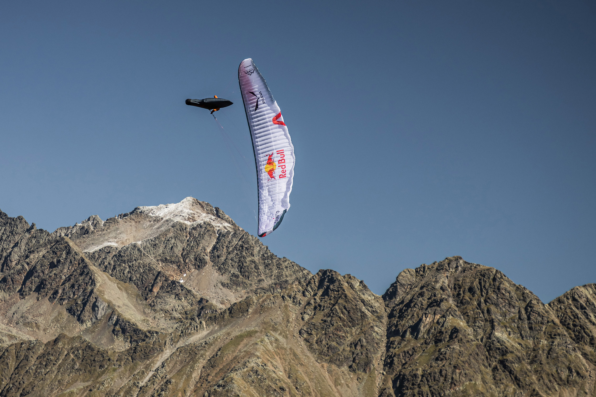 Paul Guschlbauer – Hike and Fly Action